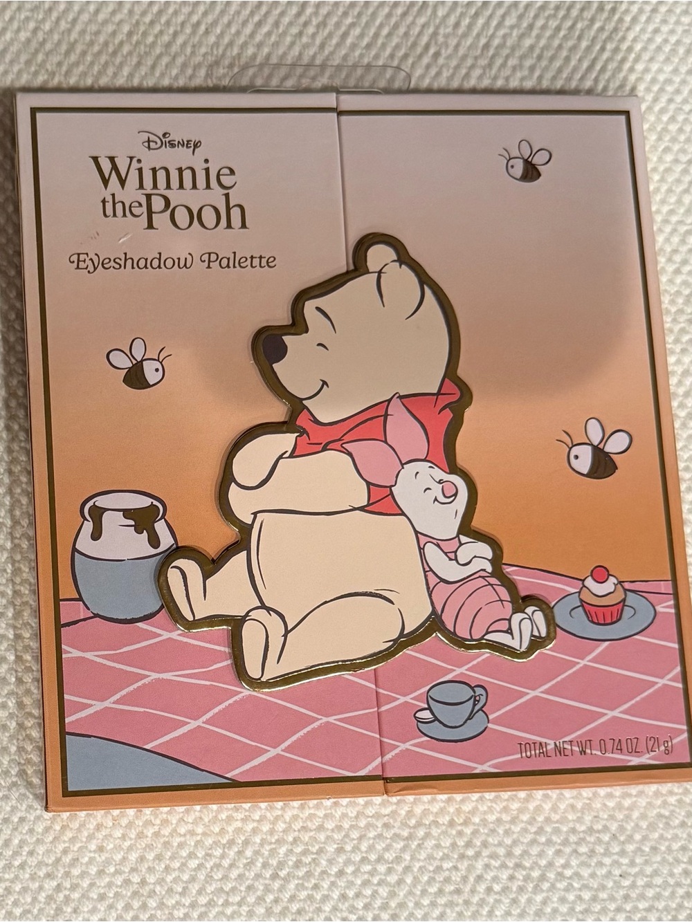 Disney Winnie the Pooh Eyeshadow Palette Book *NEW